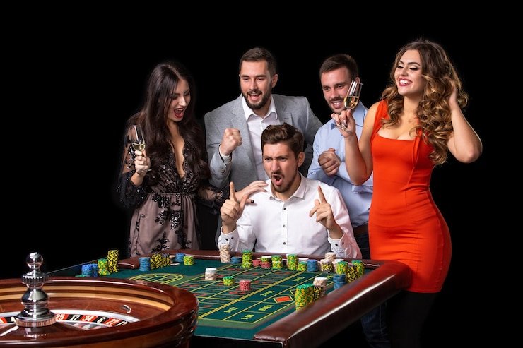 Dashboard Tournament Mode menampilkan peringkat peserta, skor, dan hadiah yang ditampilkan